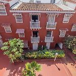 Amplio apartamento familiar de 2 habitaciones dentro de la Ciudad Amurallada - AC, Wifi rapido y Agua caliente