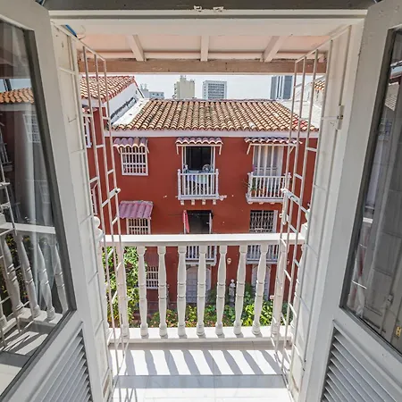 Apartamento Amplio Familiar De 2 Dentro De La Ciudad Amurallada - Ac, Wifi Rapido Y Agua Caliente