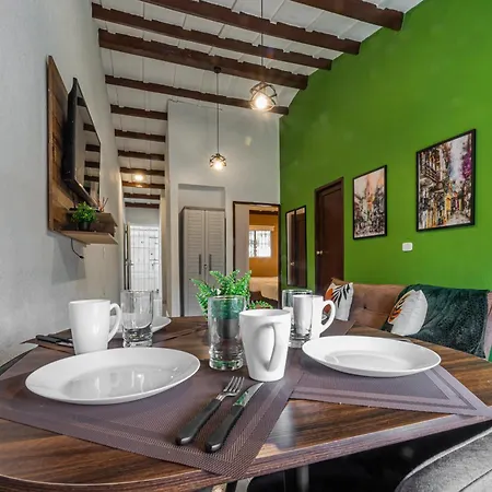 Apartamento Amplio Familiar De 2 Dentro De La Ciudad Amurallada - Ac, Wifi Rapido Y Agua Caliente Cartagena