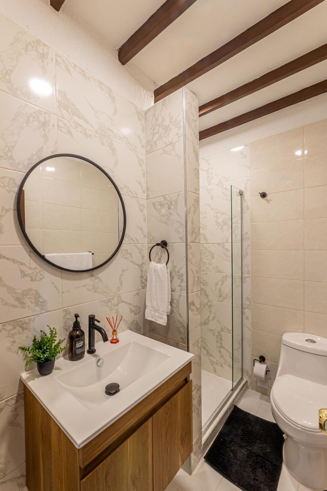 Amplio Familiar De 2 Dentro De La Ciudad Amurallada - Ac, Wifi Rapido Y Agua Caliente Apartamento