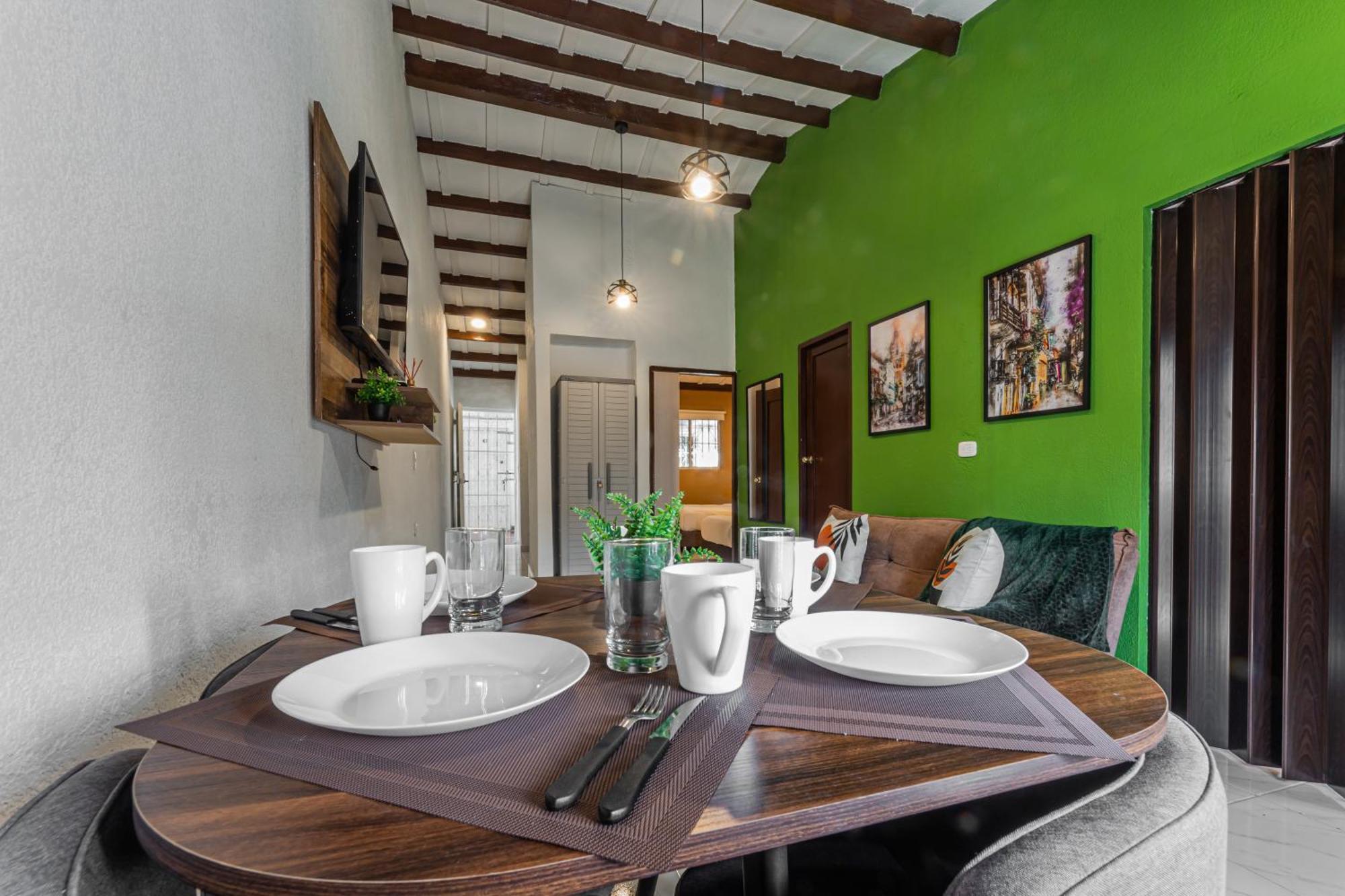 Apartamento Amplio Familiar De 2 Dentro De La Ciudad Amurallada - Ac, Wifi Rapido Y Agua Caliente Cartagena