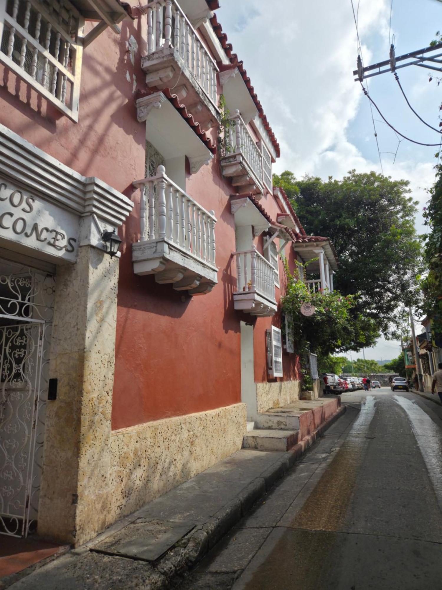 Amplio Familiar De 2 Dentro De La Ciudad Amurallada - Ac, Wifi Rapido Y Agua Caliente * Cartagena